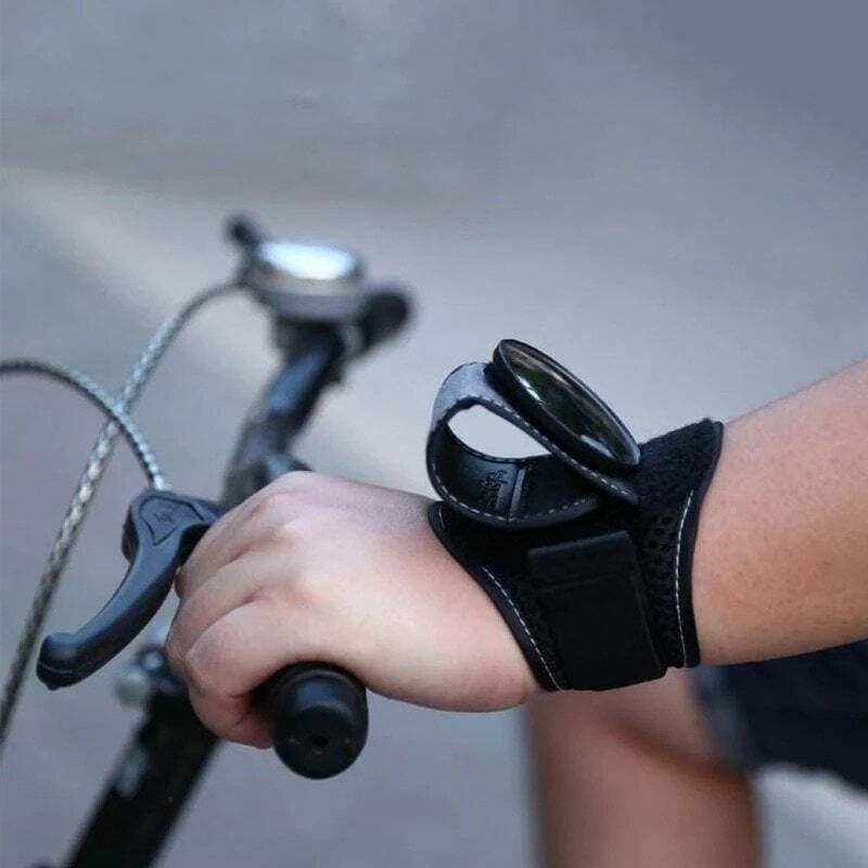 Wide-Angle Safety Mirror